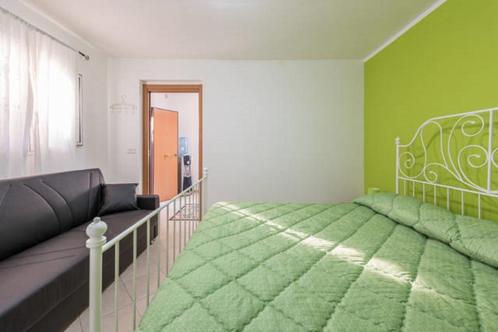 Apartamento Al Cortile Bari Exterior foto